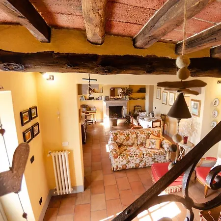 La Casa Del Sole * Petrognano (Lucca)